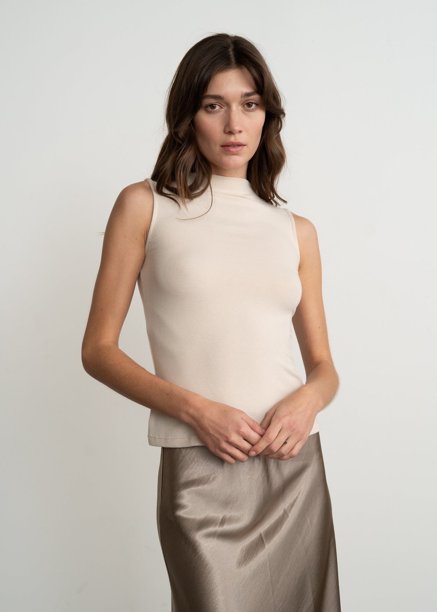 OLIVIA MOCK NECK TOP