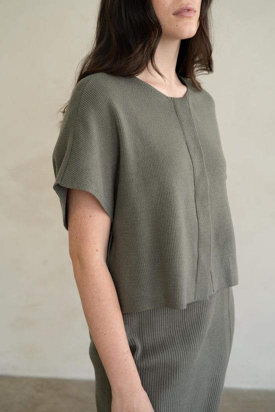 ELLE GREY OLIVE HIDDEN BUTTON SHORT SLEEVE SWEATER TOP