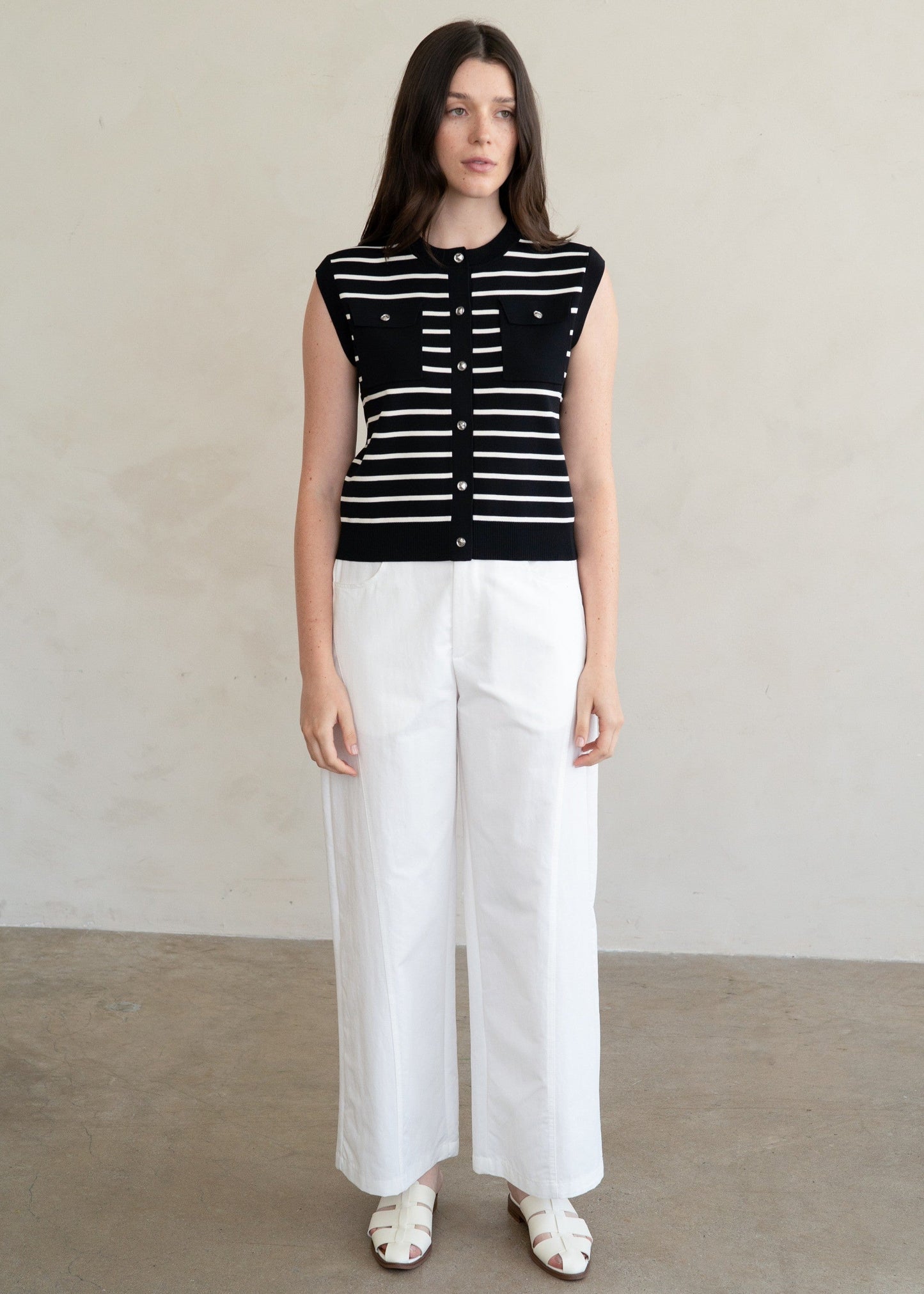 SLEEVELESS STRIPED KNIT TOP