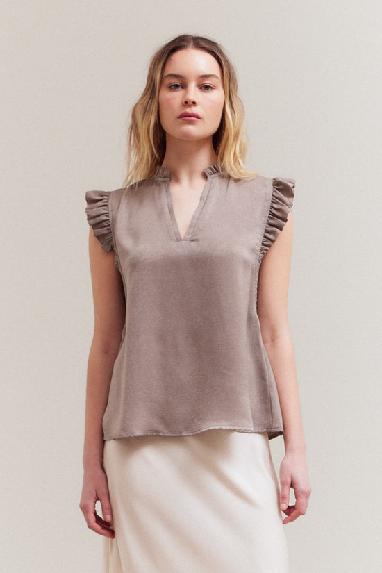 GRADE & GATHER FAWN SATIN RUFFLE SLEEVE TOP