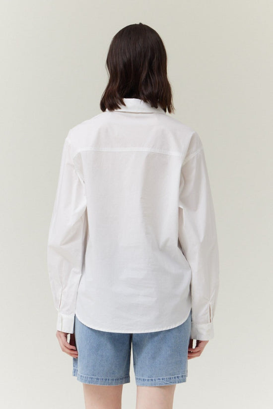 GRADE AND GATHER LONGSLEEVE COTTON SHIRT – A CLASSIC COLLARED SHIRT IN OFF-WHITE 100% COTTON