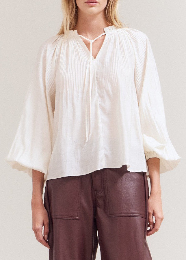 BALLOON SLEEVE TOP