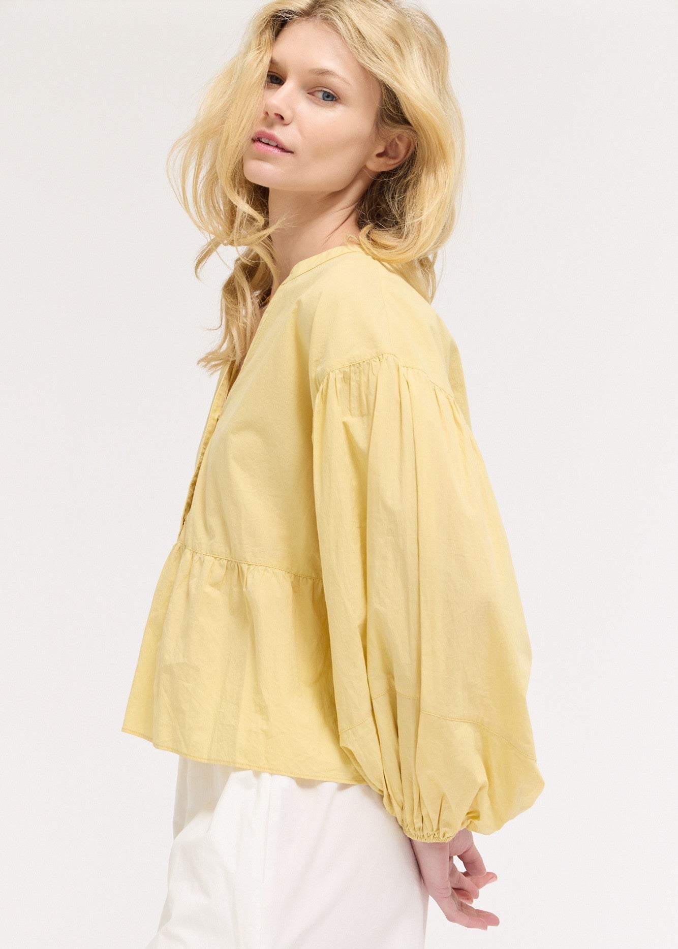 CHLOE BALLOON SLEEVE BLOUSE