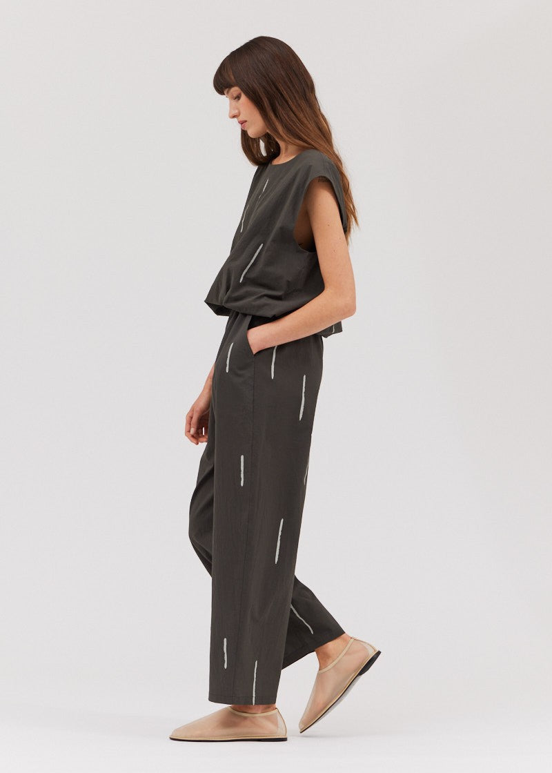 GRADE & GATHER COTTON PRINT PANTS – MATCHSTICK PRINT WITH A RELAXED, EASY FIT CHARCOAL COLOR
