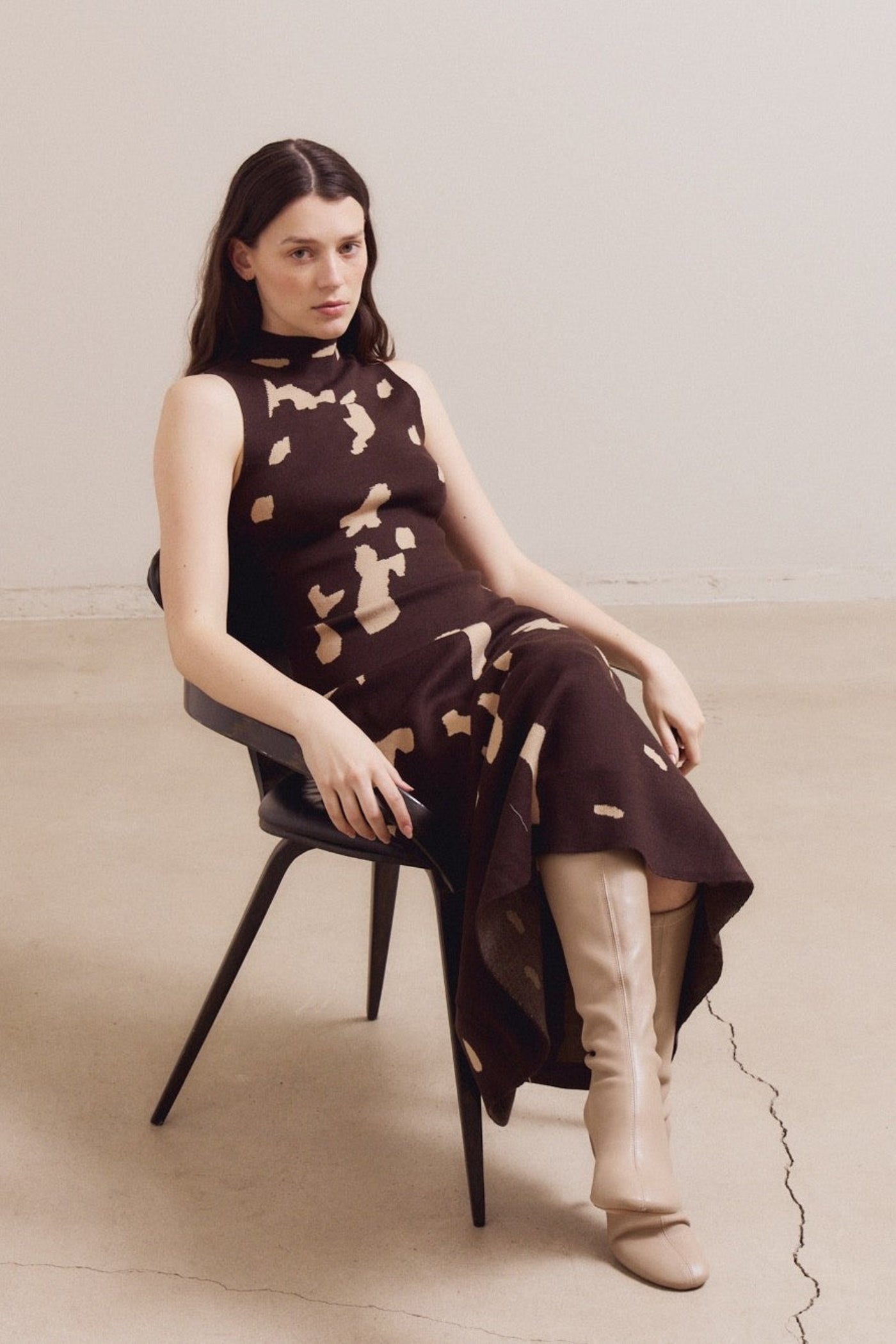 GRADE & GATHER FITTED KNIT HIGH NECK MIDI DRESS – COW PRINT IN BLACK & BROWN