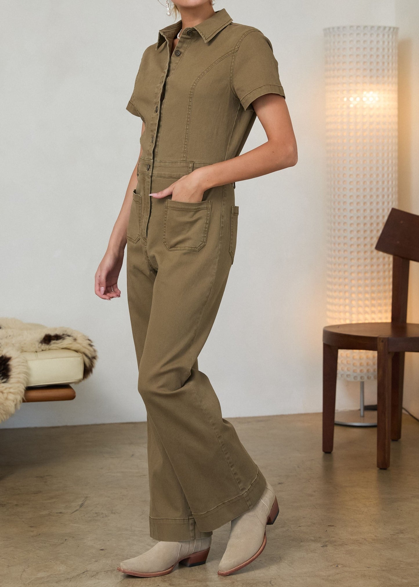 OLIVE SHORT-SLEEVE UTILITY SHORT-SLEEVE JUMPSUIT