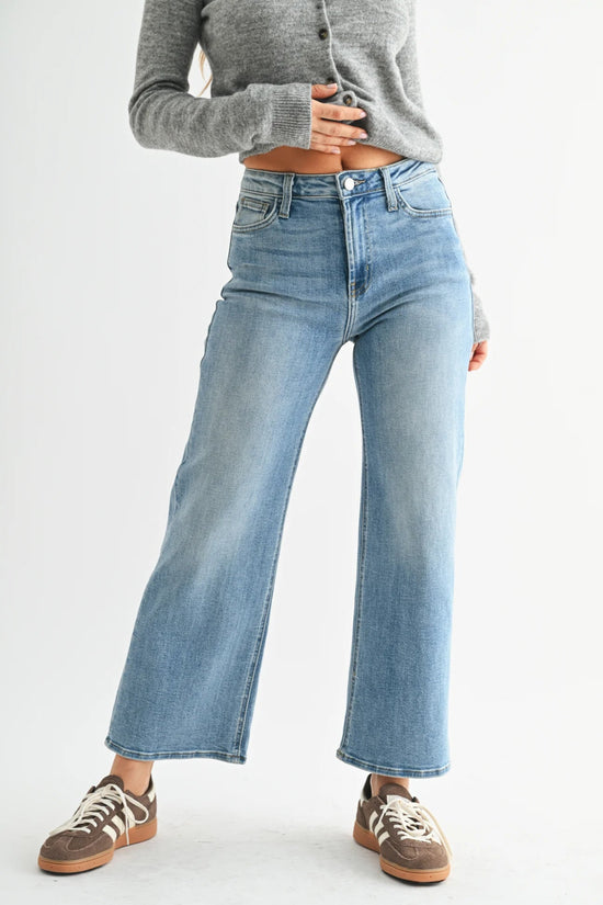 JUST BLACK DENIM SLIM WIDE LEG JEANS – MEDIUM DENIM