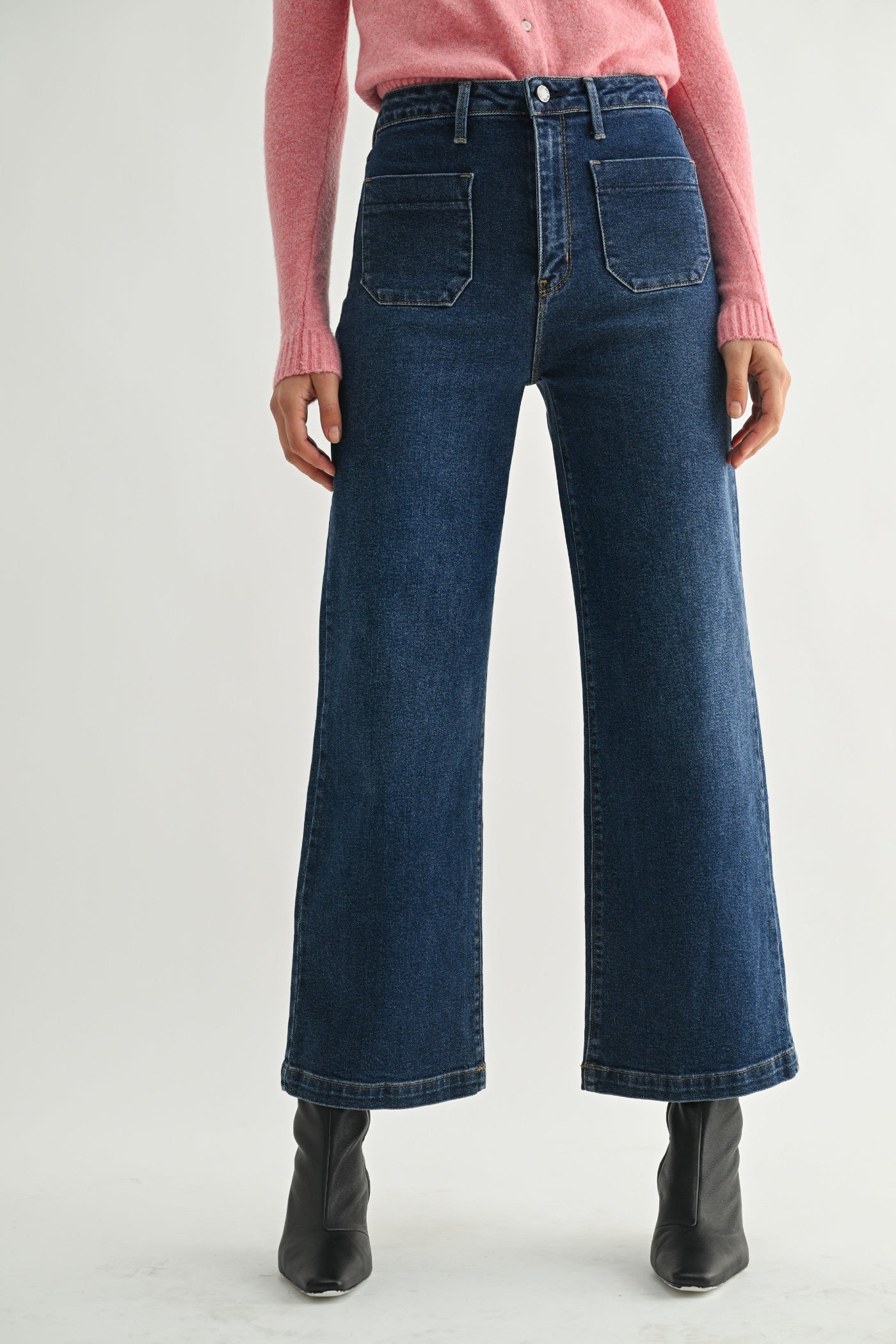 JBD PATCH POCKET WIDE LEG JEAN