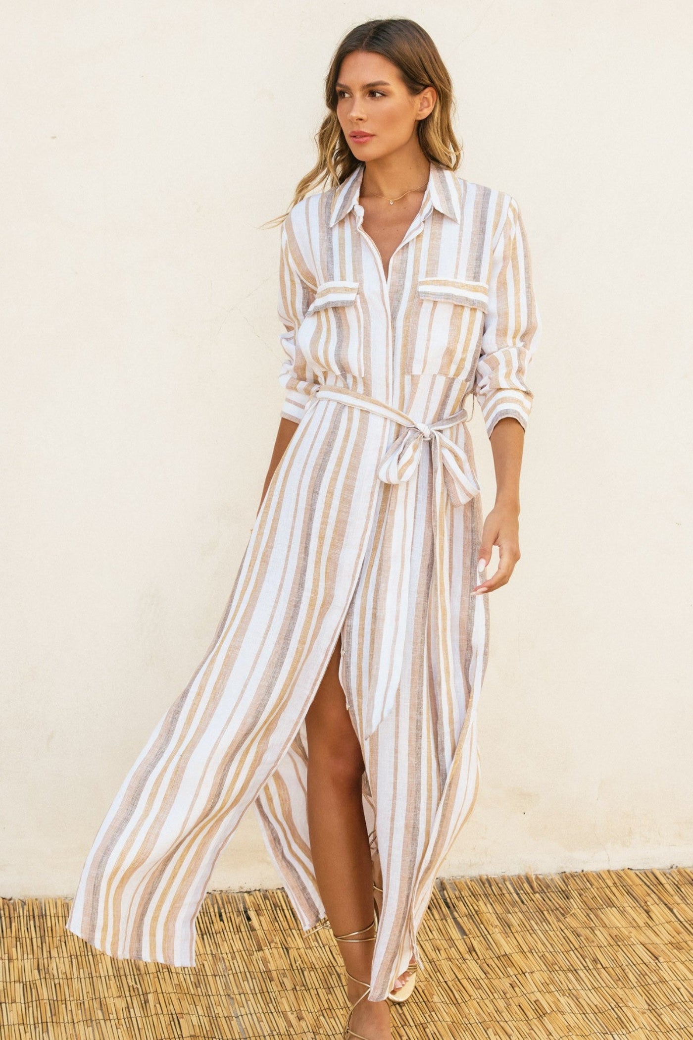 DRESS FORUM STRIPED BELTED MAXI SHIRT DRESS – A COLLARED SHIRT DRESS WITH FRONT BUTTON CLOSURES AND REMOVABLE SASH BELT