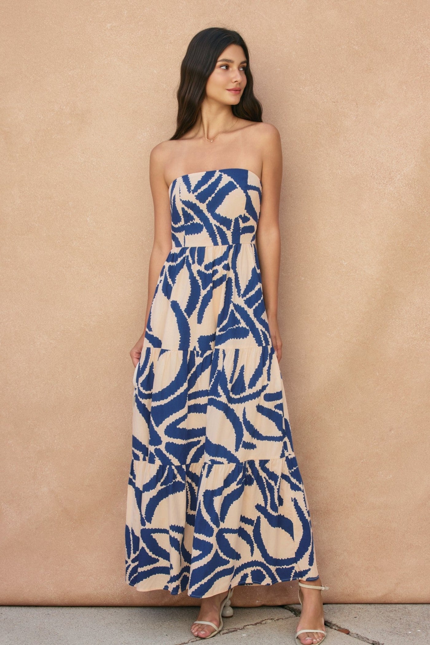 FLORAL TIERED MAXI DRESS