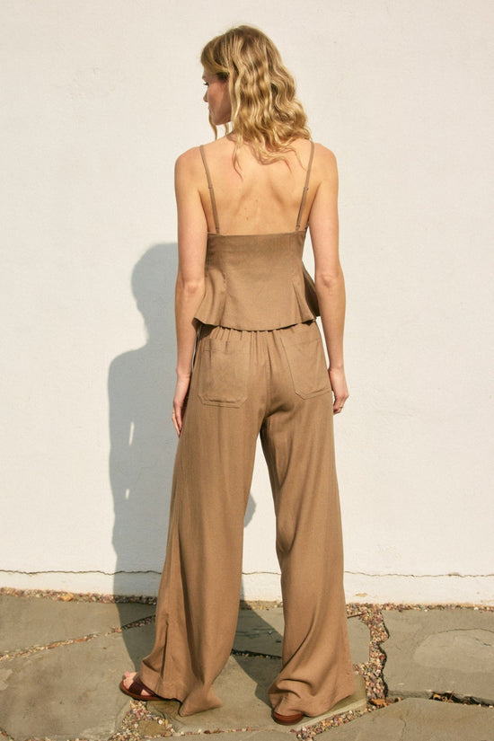 DRESS FORUM HEAVEN SENT GOLDEN WIDE LEG BELTED PANTS – EFFORTLESS ELEGANCE IN A COTTON-LINEN BLEND