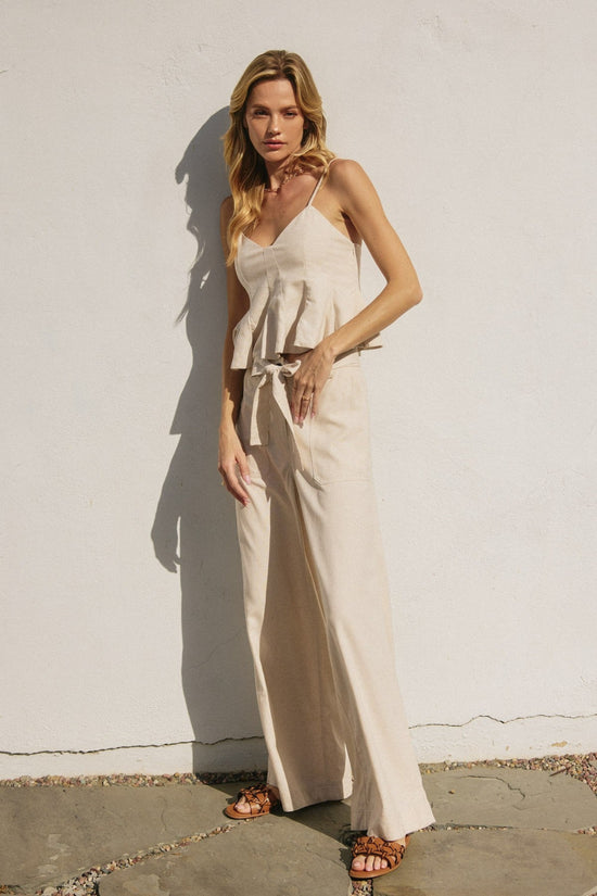 HEAVEN SENT SLEEVELESS FLARED TOP – A ROMANTIC FLARED HEM TOP IN A LIGHT COTTON-LINEN BLEND