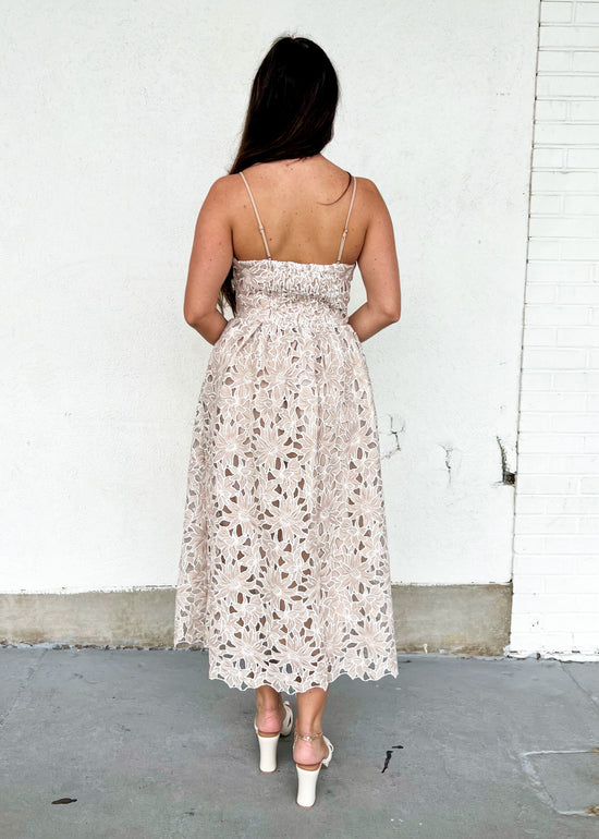 LUCY PARIS MONA LACE DRESS – LACE MIDI DRESS WITH BUSTIER BODICE AND SWEETHEART NECKLINE CHIC CLASSIC BUSTIER SWEETHEART NECKLINE