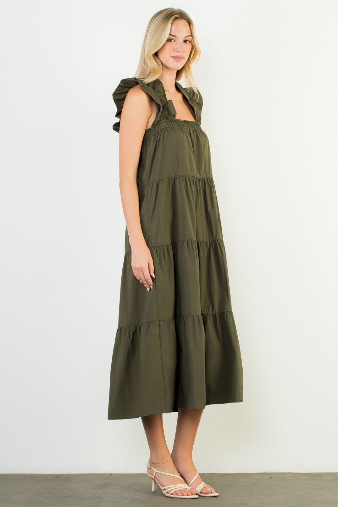 DRESS WITH SIDE POCKETS