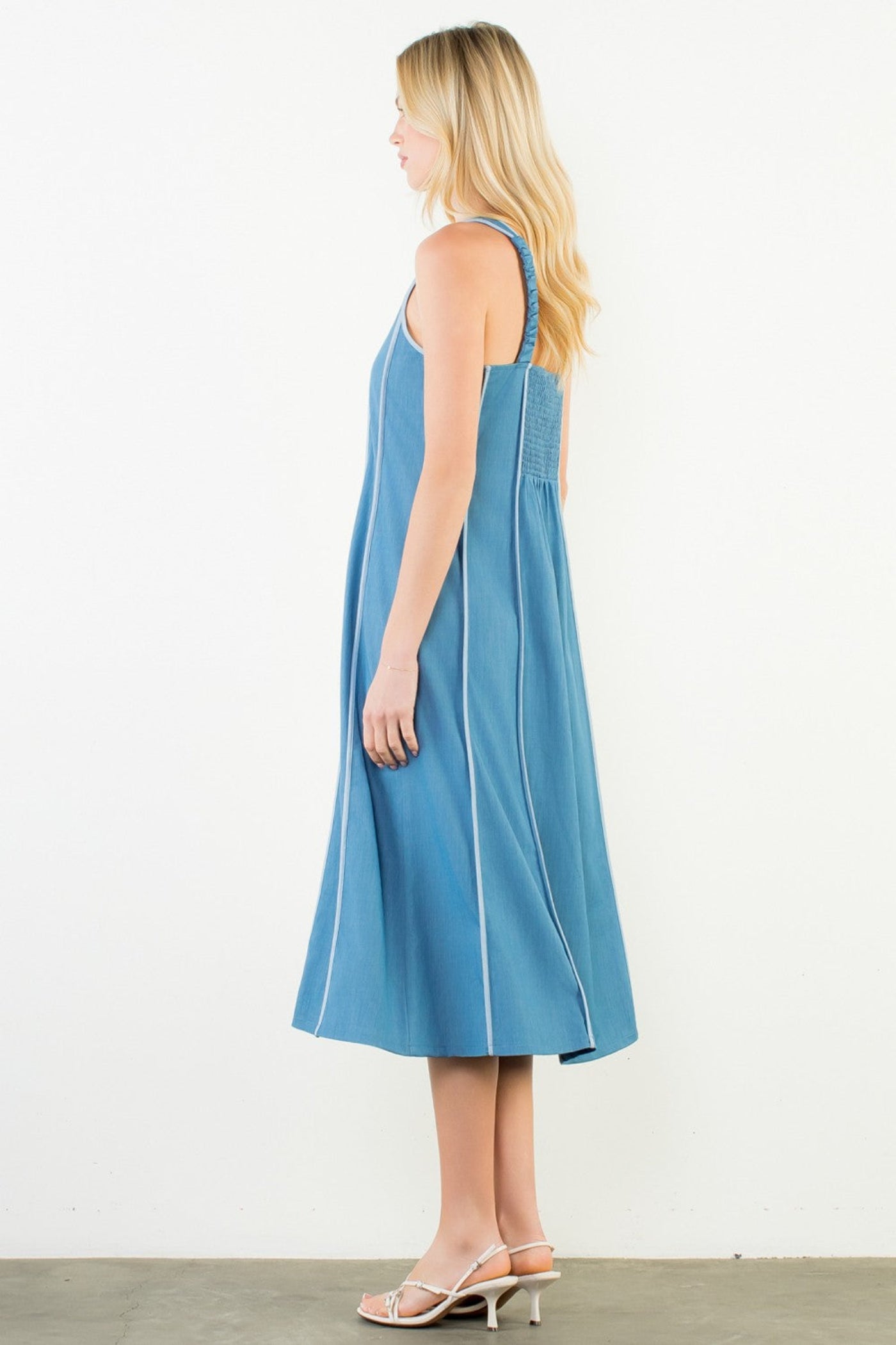 MEAGHAN SLEEVELESS DENIM DRESS