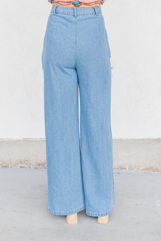 MABLE PLEATED WIDE LEG DENIM PANTS – A RELAXED, HIGH-WAISTED SILHOUETTE WITH ELEVATED TAILORING