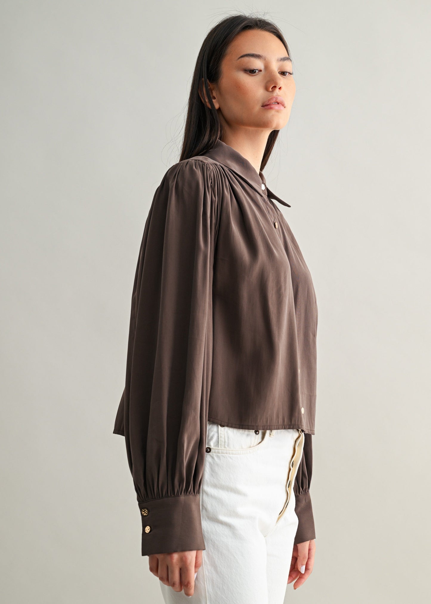 CHIC CLASSIC BROWN TOP