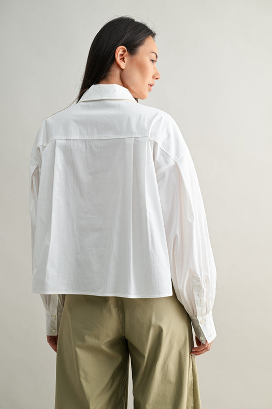 WHITE COLLARED SHIRT