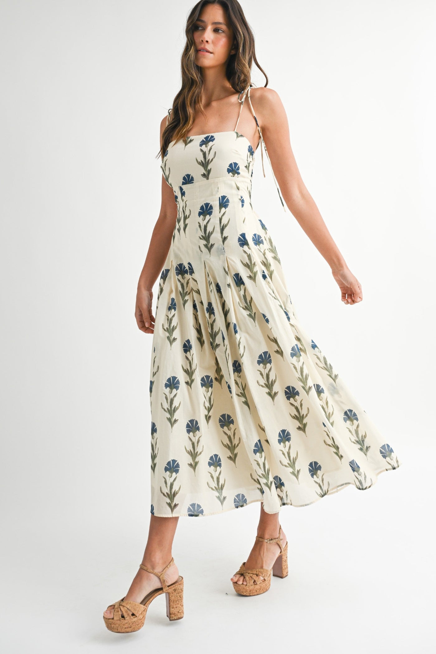 FLOWY SPRING DRESS