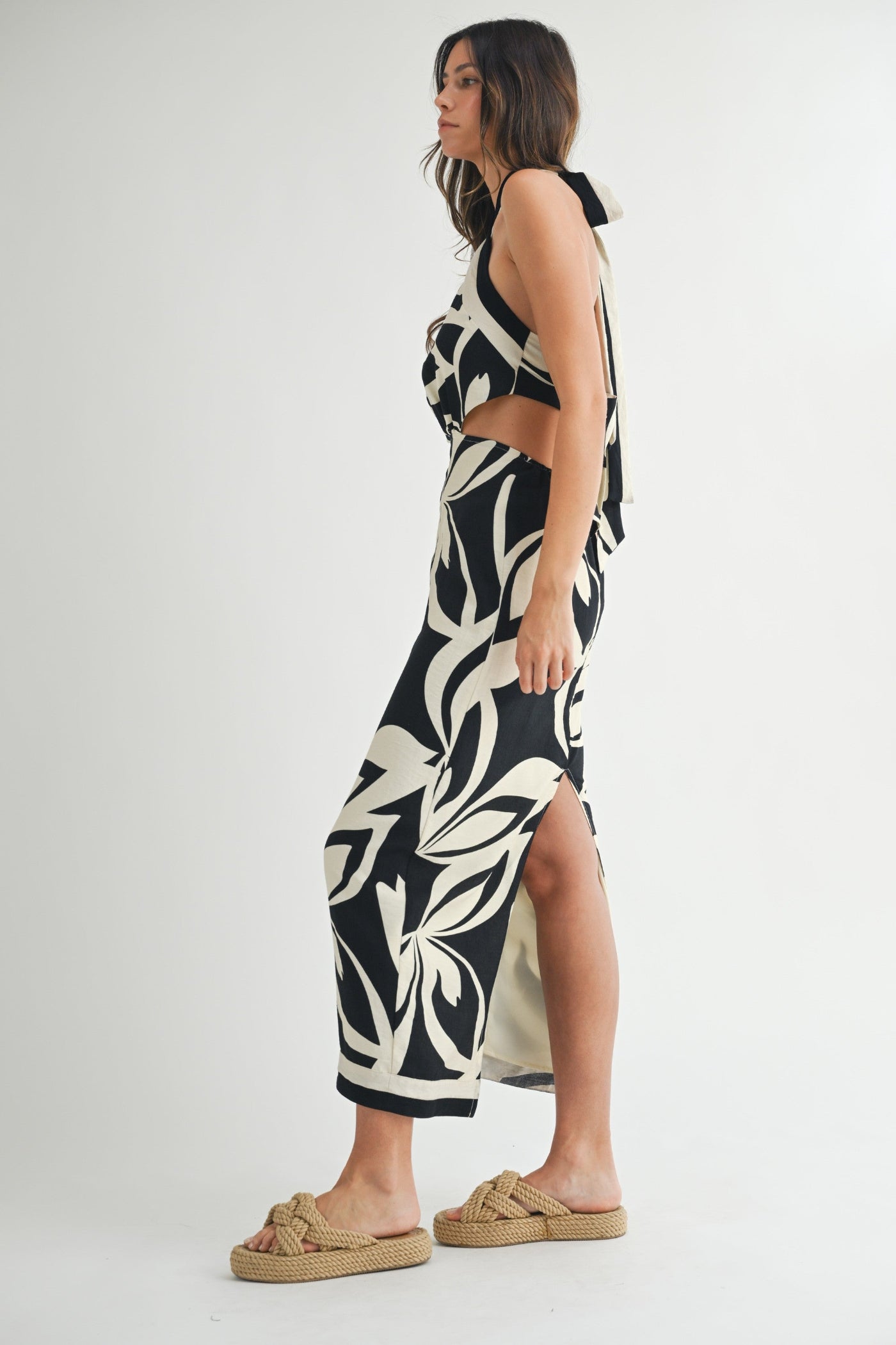 ALICIA HALTER MIDI DRESS