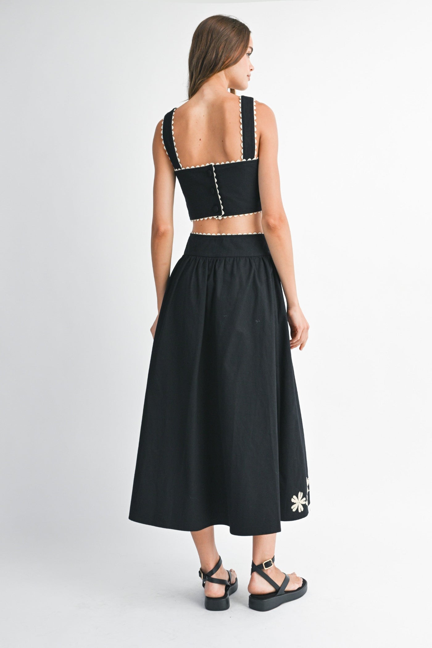 MABLE FLORAL EMBROIDERED WRAP MIDI SKIRT – BLACK/IVORY