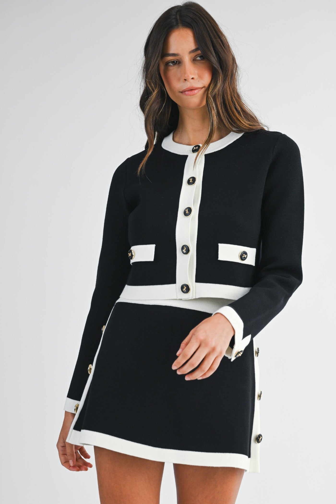 MABLE KNIT CONTRAST TRIM CROP CARDIGAN – BLACK/WHITE
