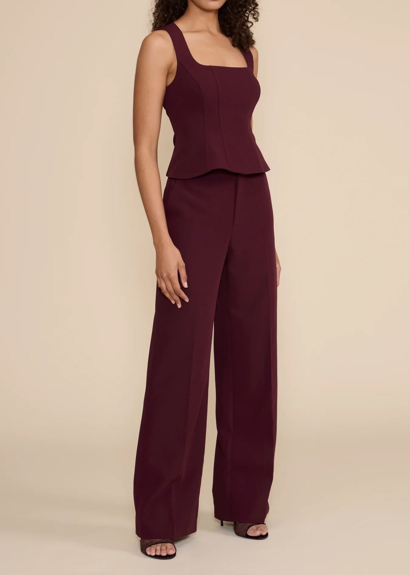 WINE STRUCTURED WIDE-LEG PANTS