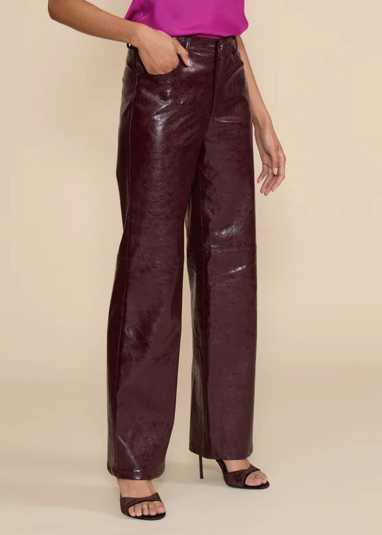 WINE HIGH-WAIST PATENT LEATHER PANTS