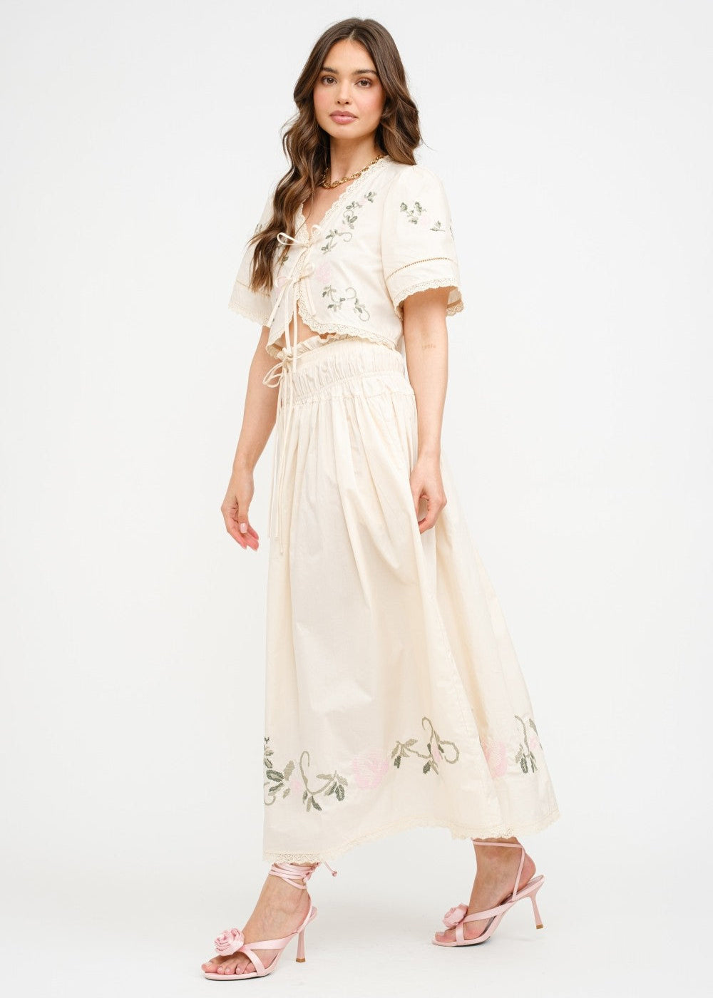 SOFIE THE LABEL THE SIVAN CREAM BLOUSE – A COTTON-POPLIN CROPPED BLOUSE WITH DELICATE FLORAL EMBROIDERY