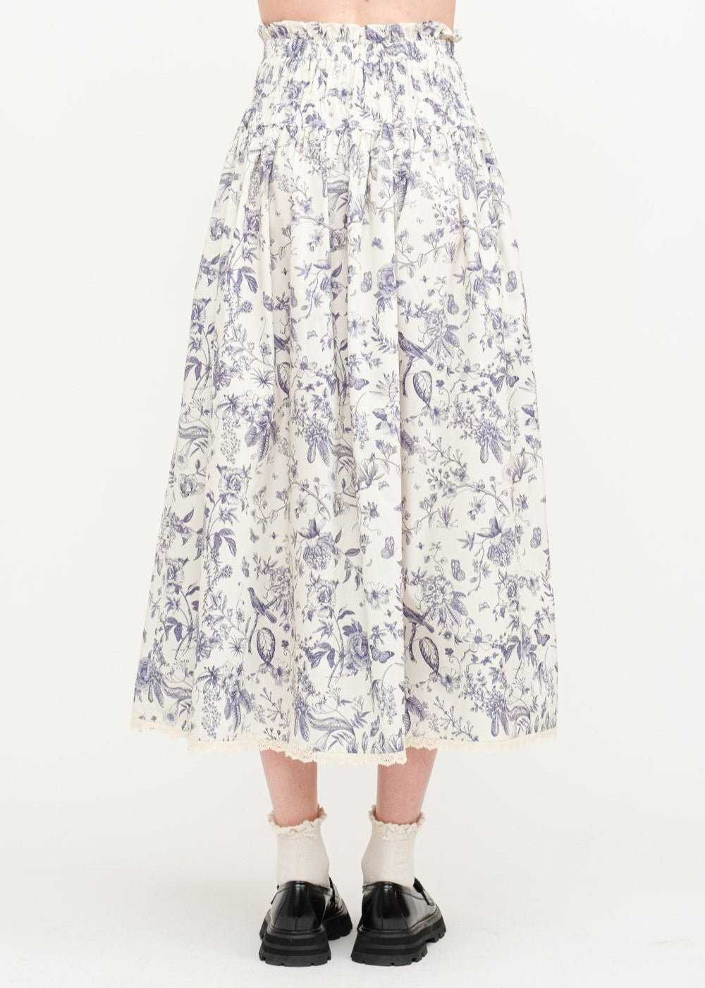 SOFIE THE LABEL THE AMELIE FLORAL SKIRT – A COTTON-POPLIN MIDI WITH NAVY FLORALS, LACE TRIM, AND A DRAWSTRING WAIST