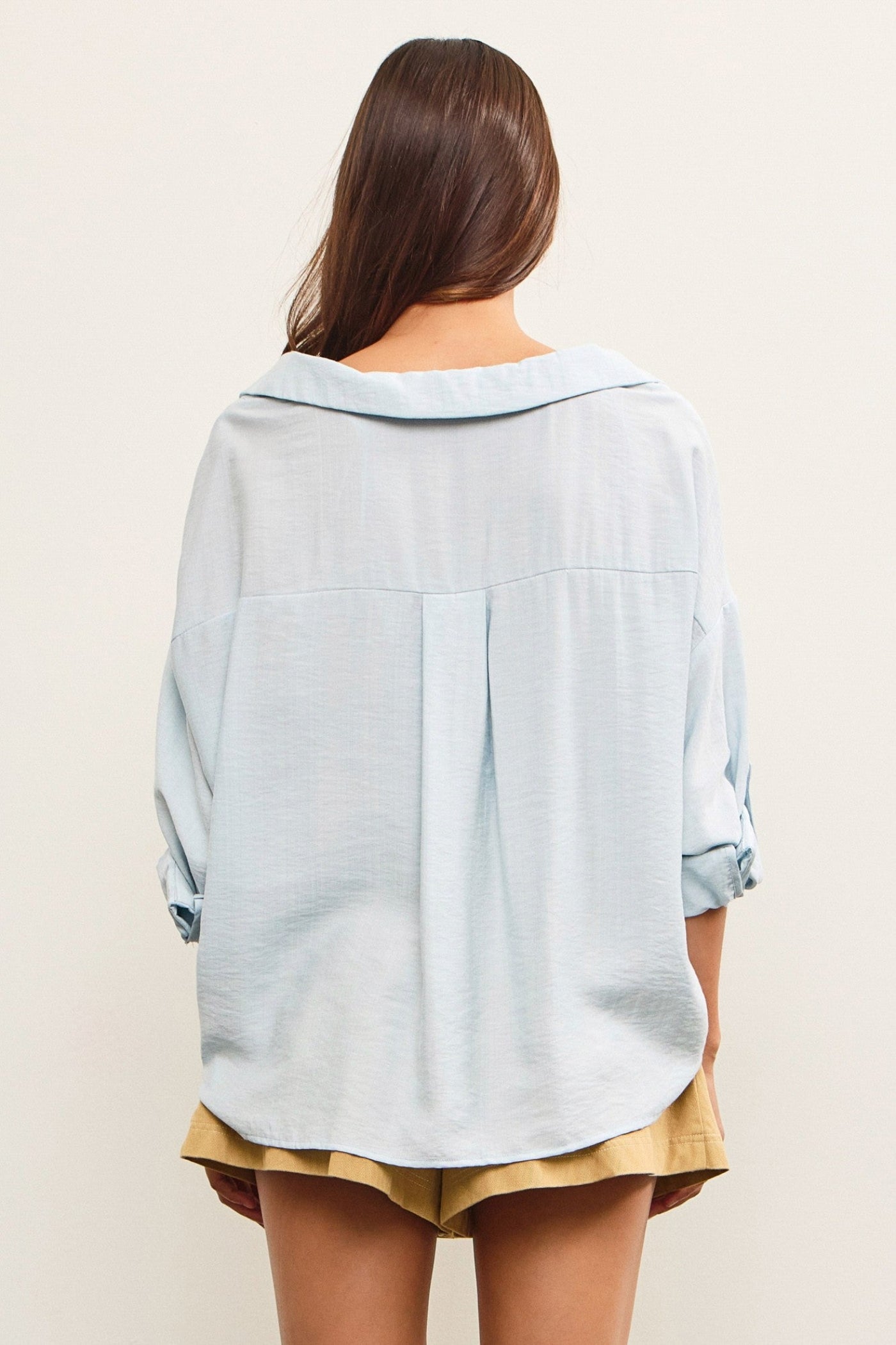 MUSTARD SEED V-NECK KNOTTED TAB BUTTON-UP SHIRT TOP – A STYLISH WOVEN BLOUSE IN ICE BLUE FOR EVERYDAY ELEGANCE