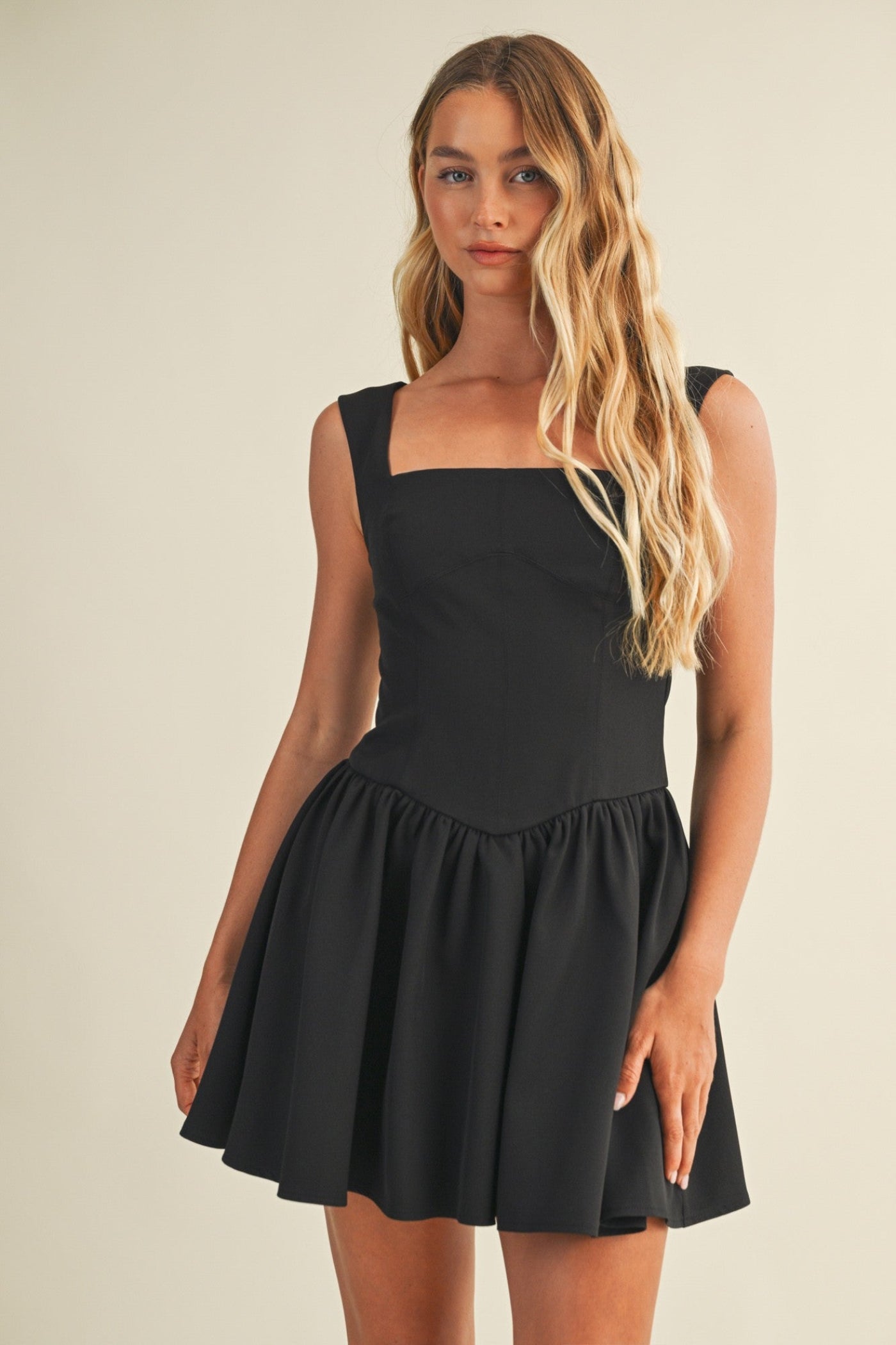 CORSET LITTLE BLACK DRESS