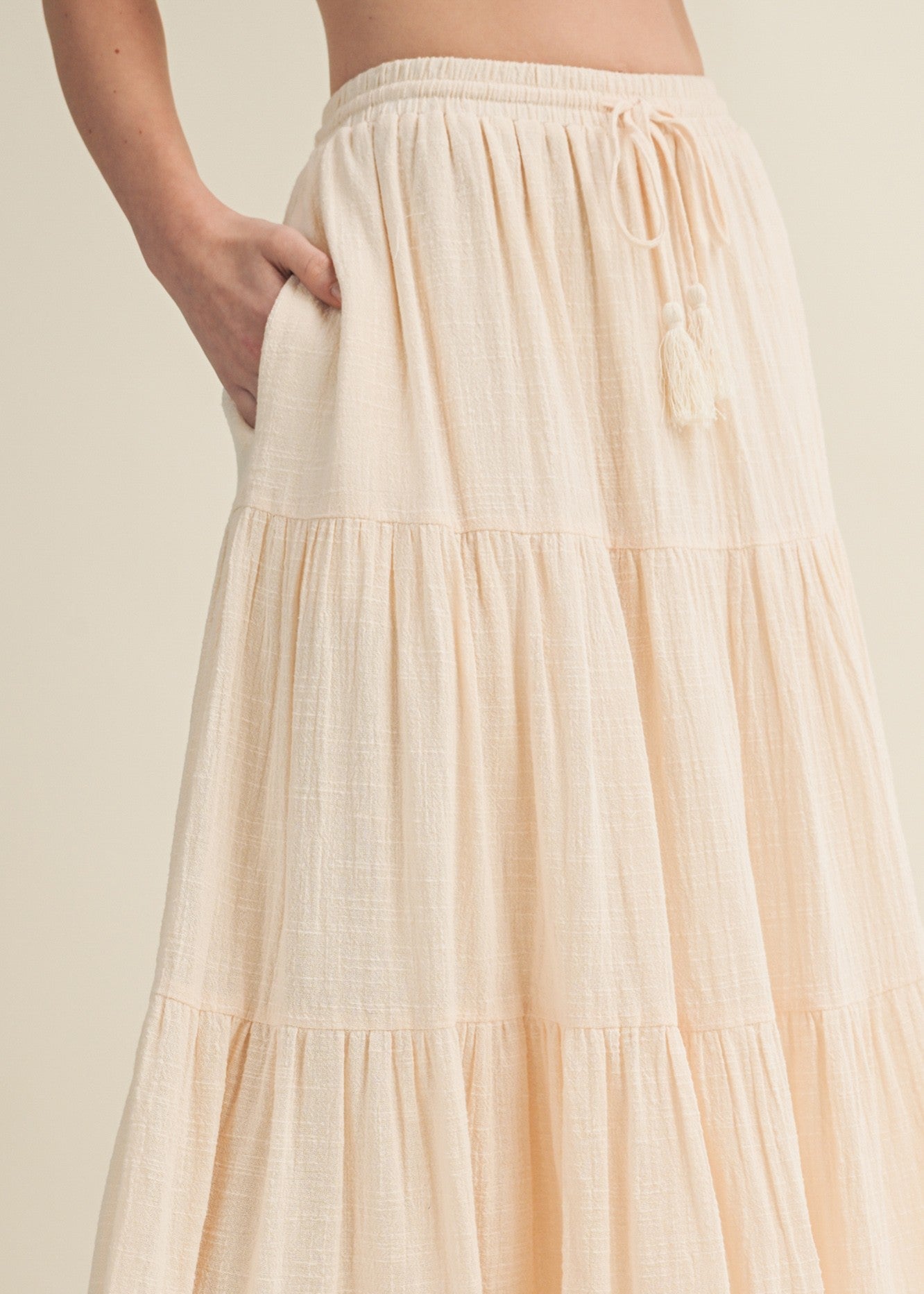 SKIRT WITH POCKETS