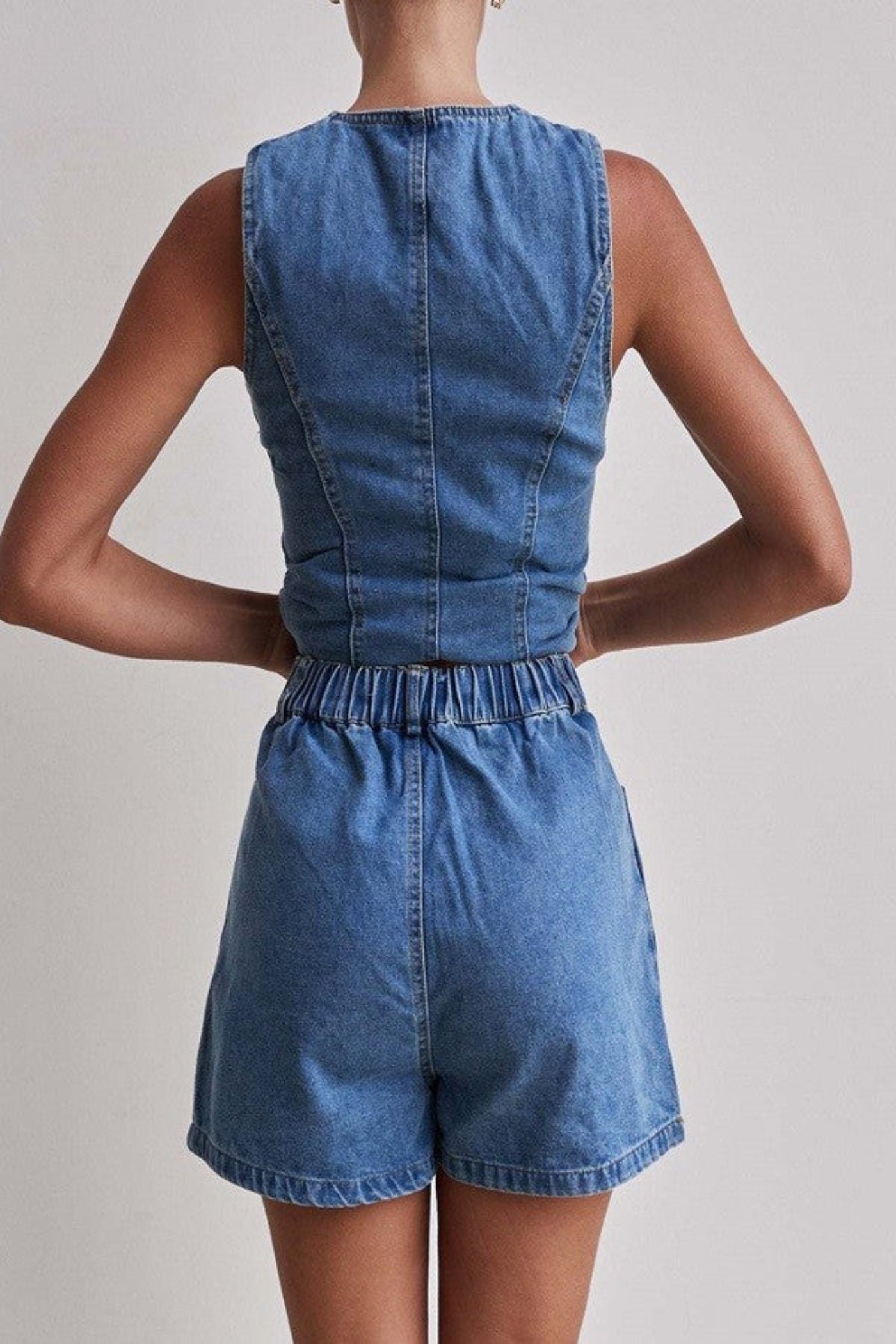 SUNDAY UP SOLID SLEEVELESS DENIM VEST, CHIC, BRUNCH, CASUAL, COOL MOM TOP