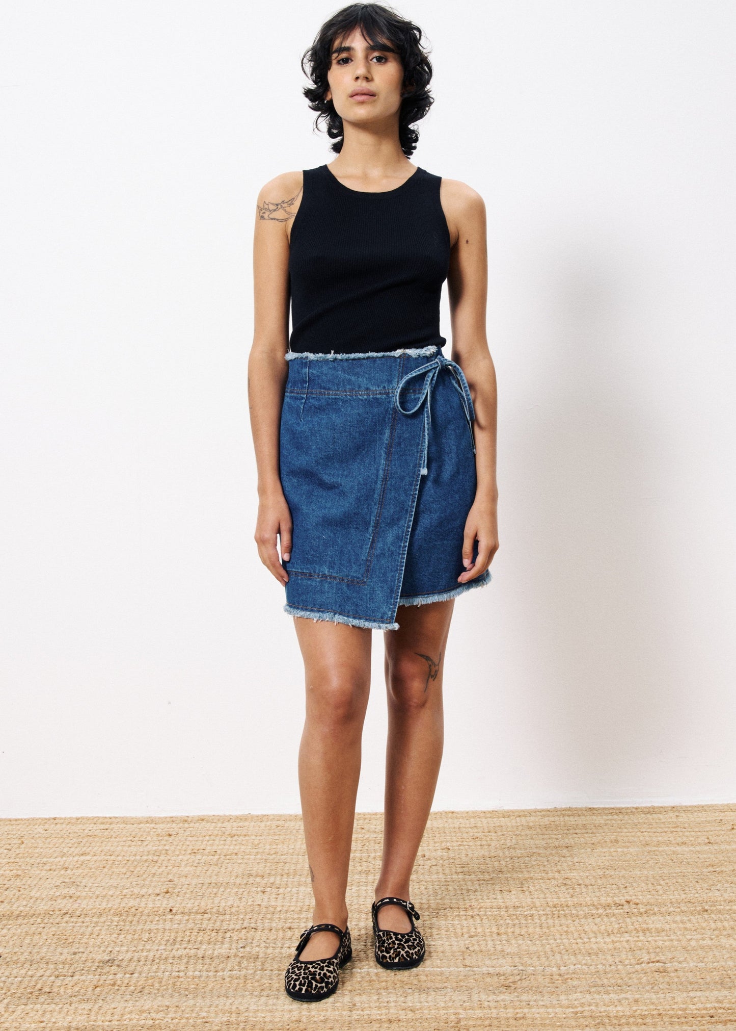 FRNCH NISE BLUE JEAN SKIRT – MODERN WRAP STYLE IN CLASSIC DENIM 