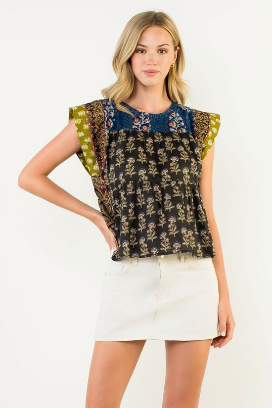 THML MIXED PRINT FLUTTER SLEEVE FLORAL TOP