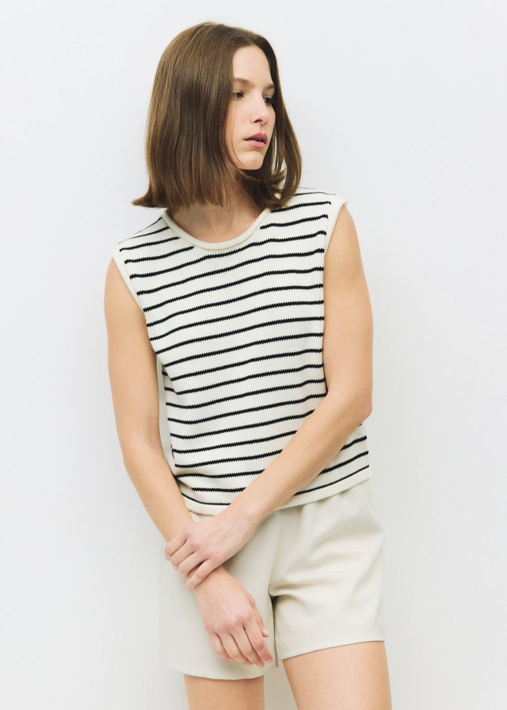 MOD REF THE PAULSON TOP – A CLASSIC STRIPED KNIT TANK WITH A RELAXED, ROLLED-FINISH SILHOUETTE