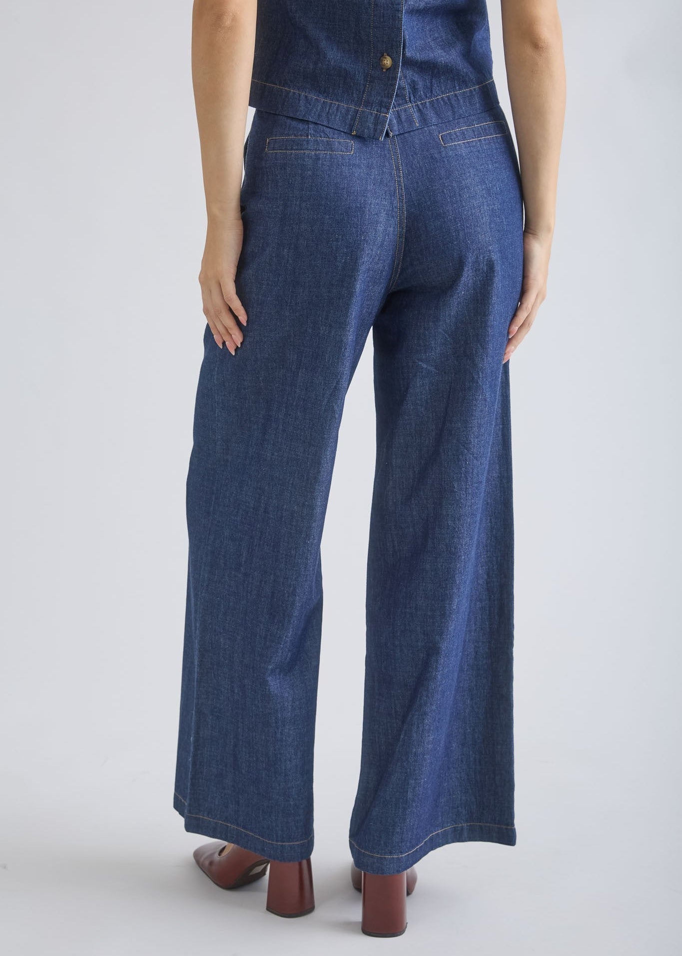 ARIANA DARK DENIM PANTS