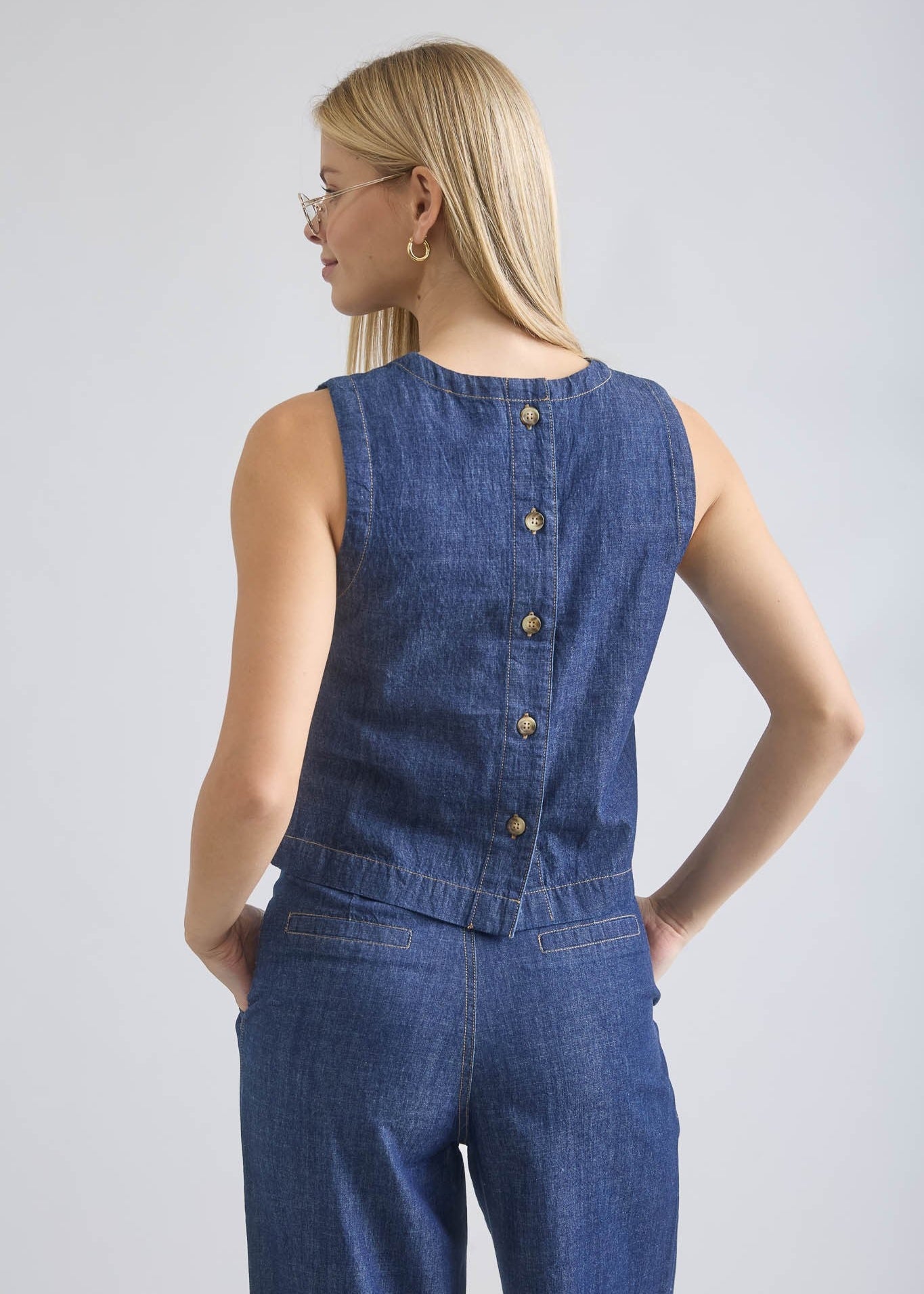 ARIANA DARK DENIM TOP