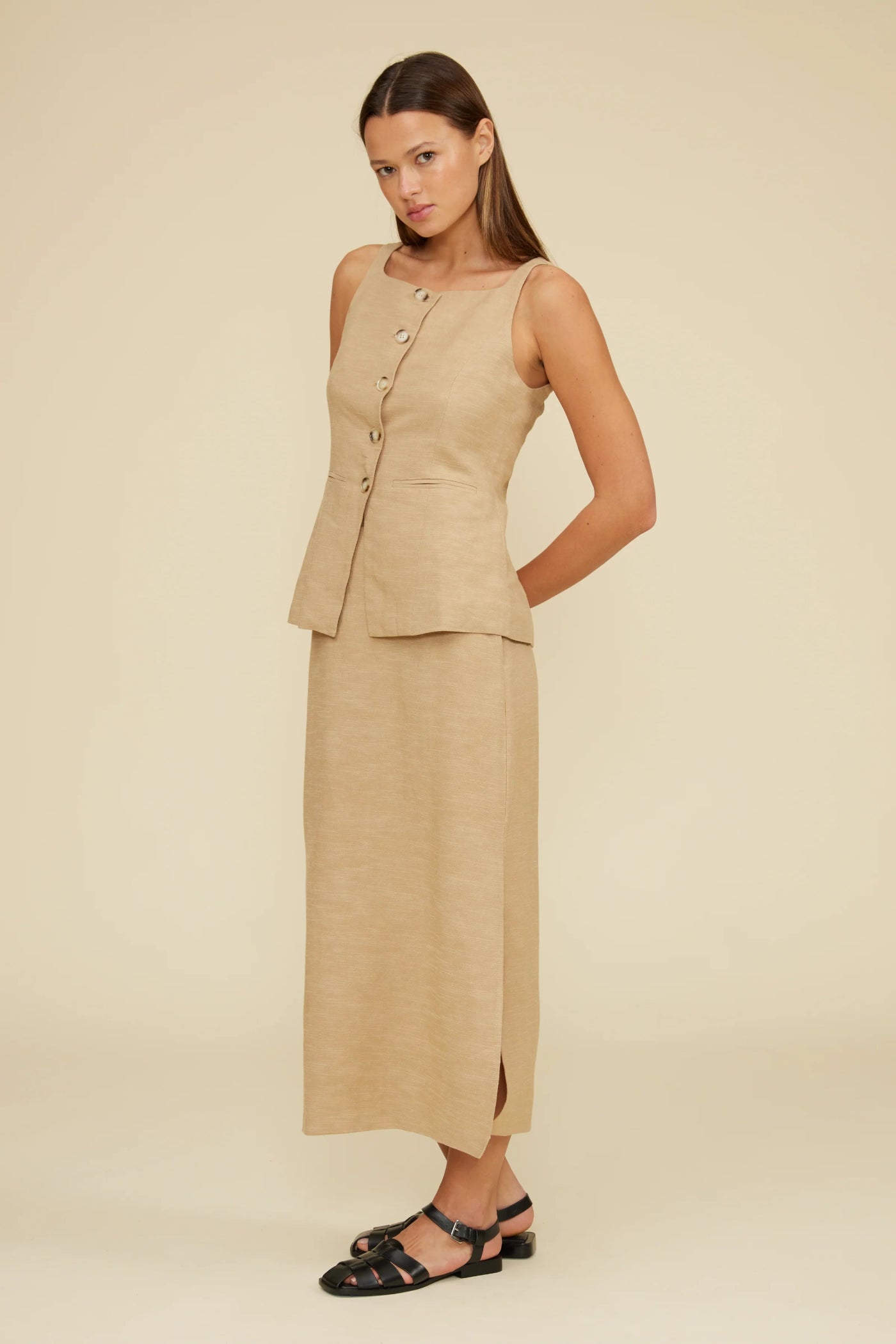 LUCY PARIS KORI VEST TOP IN KHAKI – SLEEK, TAILORED ESSENTIAL