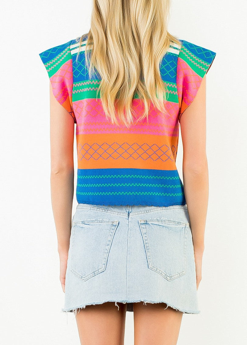 BRIGHT STRIPED PATTERNED FLUTTER-SLEEVE KNIT TOP