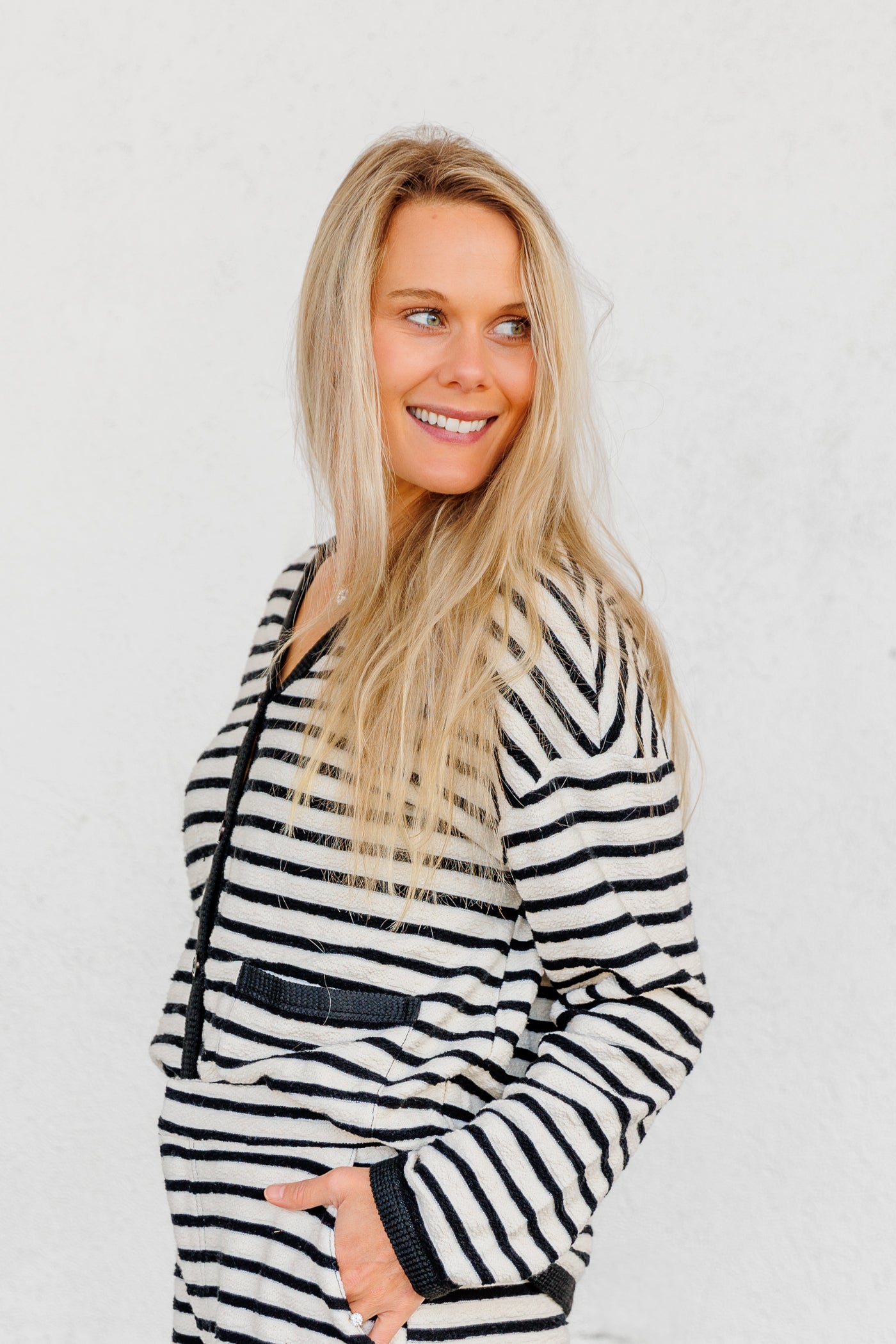 MUSTARD SEED BLACK AND WHITE STRIPED CARDIGAN WITH FRONT POCKETS 