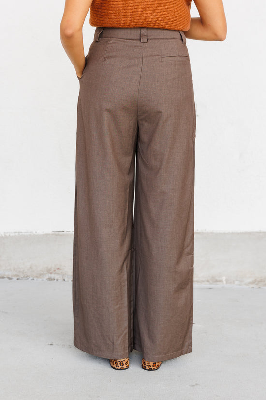 OLIVACEOUS RELAXED FIT PANTS