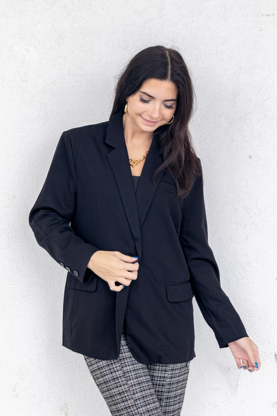 black modern blazer